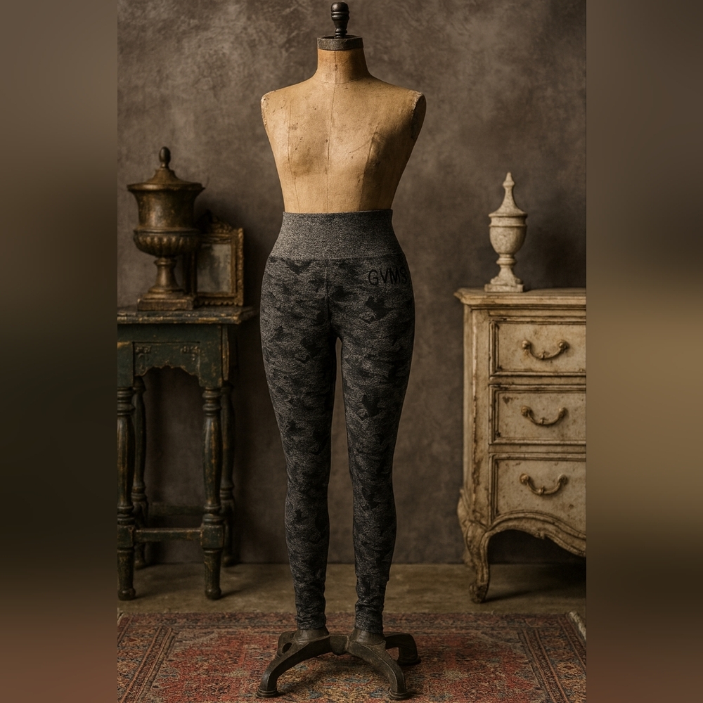Gymshark Seamless Scrunch Butt Leggings | XS | Gray Camo